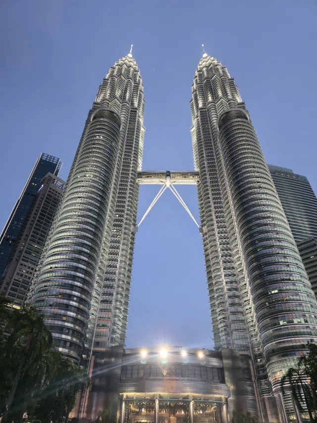 Photographing Kuala Lumpur's KLCC Skyline in September 2026