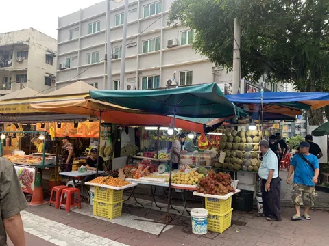 The Hawker Centre Pilgrimage: Kuala Lumpur's Three Kitchens, One Table