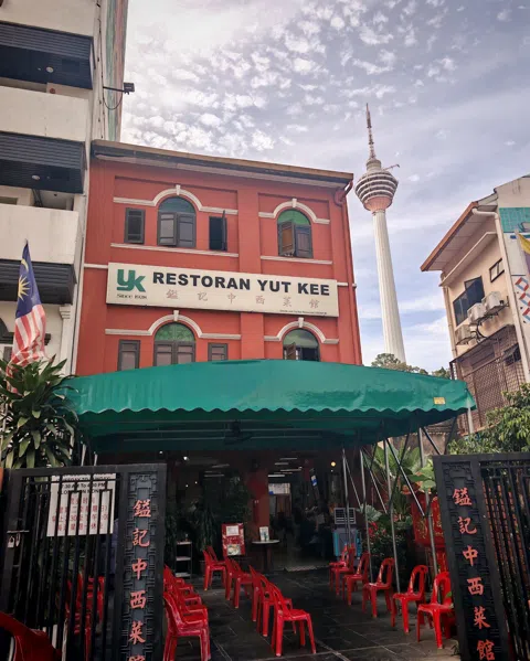 Under the Kopitiam Roof: Kuala Lumpur's Enduring Coffee-Shop Canteens