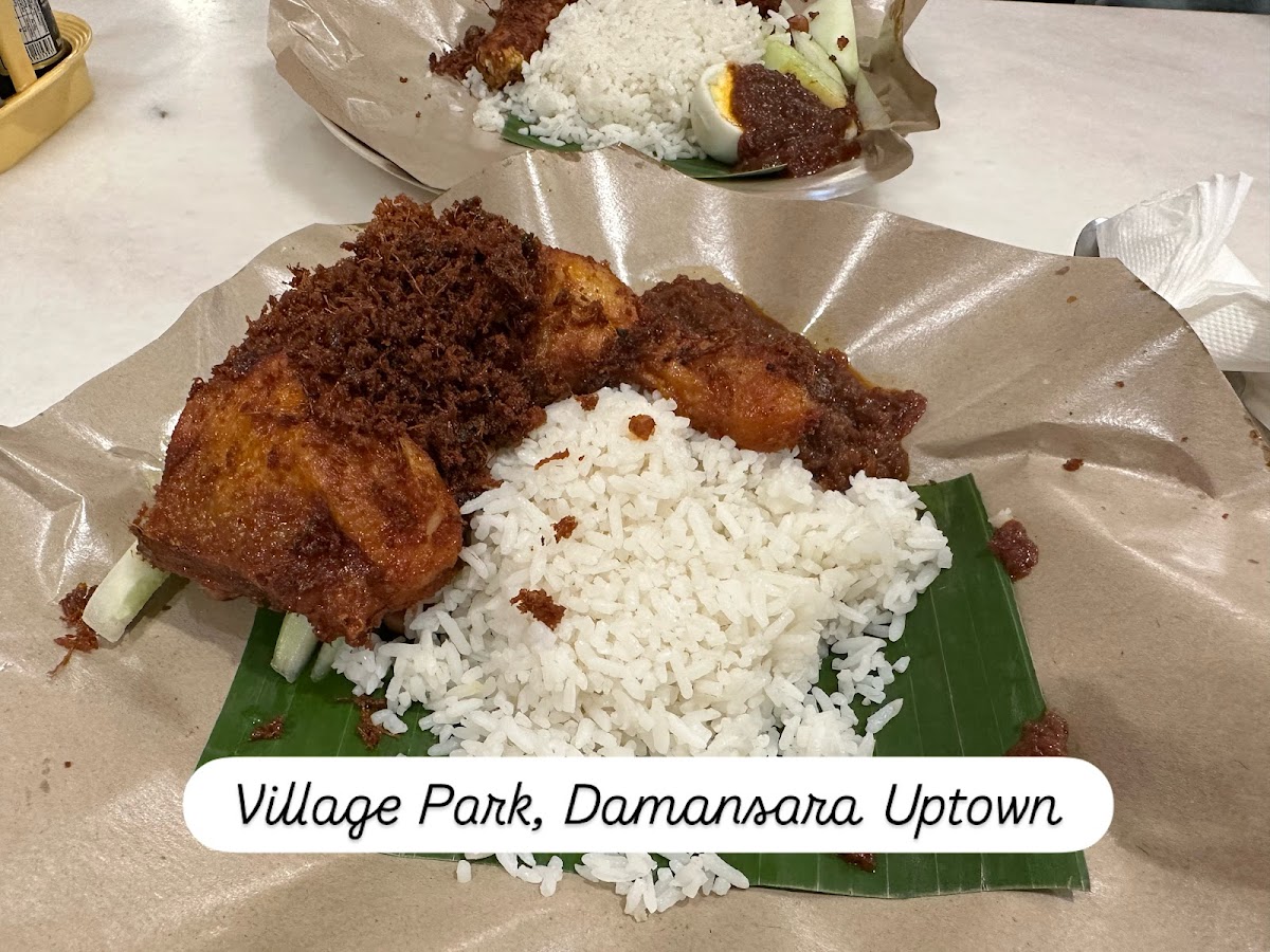 Village Park Restaurant — photo 3